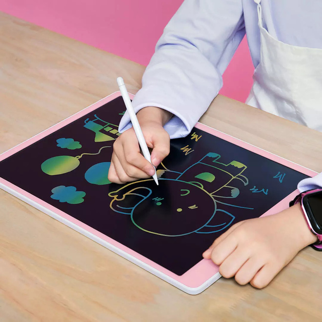 Bảng vẽ điện tử Xiaomi 16 inch là sản phẩm được đánh giá cao về chất lượng và tính năng. Với kích thước rộng lớn 16 inch, bạn có thể dễ dàng thể hiện ý tưởng sáng tạo của mình với độ chính xác và chi tiết cao. Ngoài ra, bảng vẽ này còn có nhiều màu sắc đa dạng và độ phản hồi nhanh, giúp bạn tạo ra những tác phẩm nghệ thuật đẹp mắt và ấn tượng. Nhấn vào ảnh để khám phá thêm về sản phẩm này.