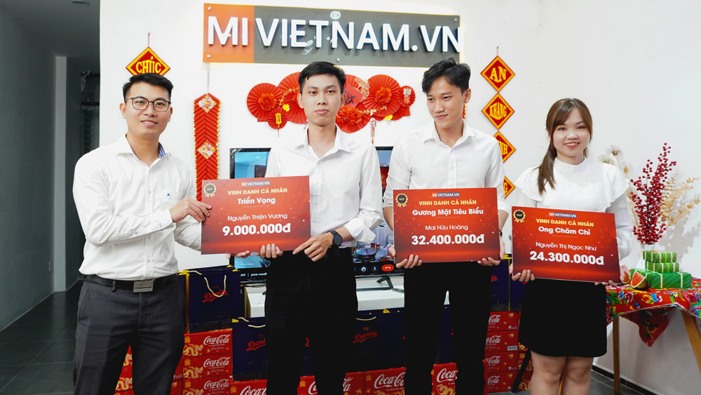 Mi Việt Nam Vinh danh các cá nhân xuất sắc 2023