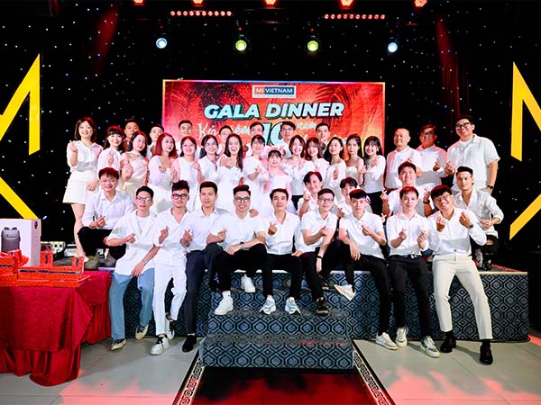 Mi Việt Nam Gala Dinner 10 năm 2025