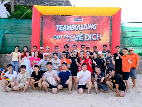 Mi Việt Nam Team building 2025