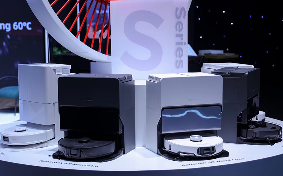 Robot hút bụi cao cấp Roborock với trạm sạc tự động thông minh